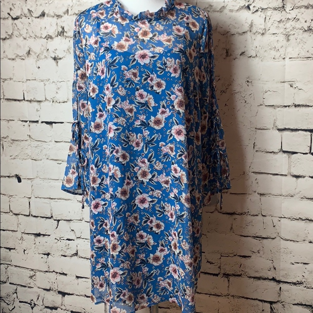 Crescent Floral High Neck Dress L